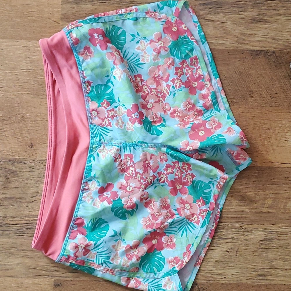 Danskin Now Athletic Shorts inβ Hawaiian Coral with Inner Undies Size 14-16